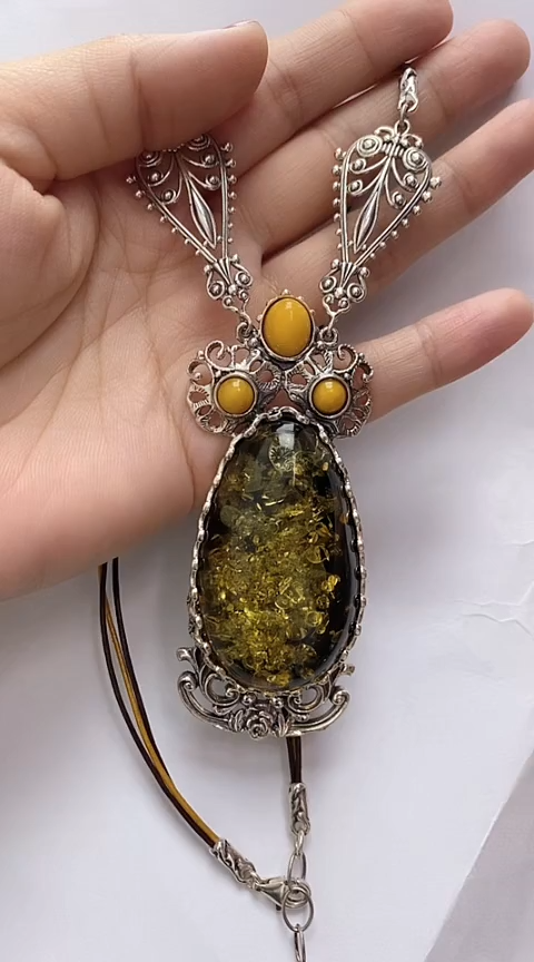 【闪购商品】琥珀裸石银S925镶嵌琥珀项链