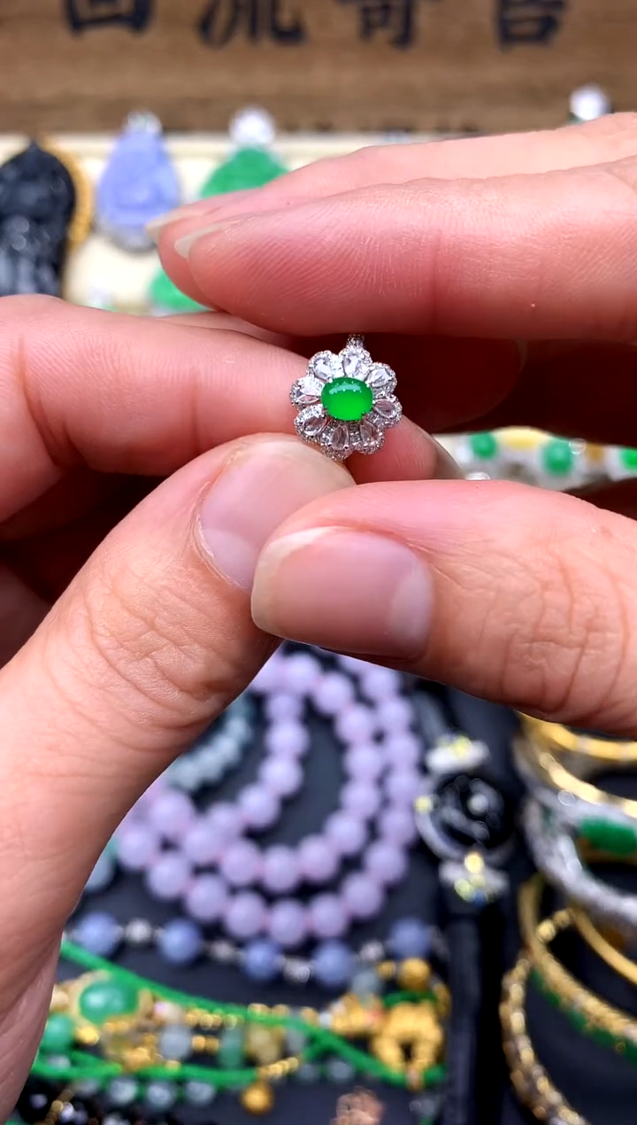 【闪购商品】翡翠戒指18K金镶嵌329-中国好珍宝