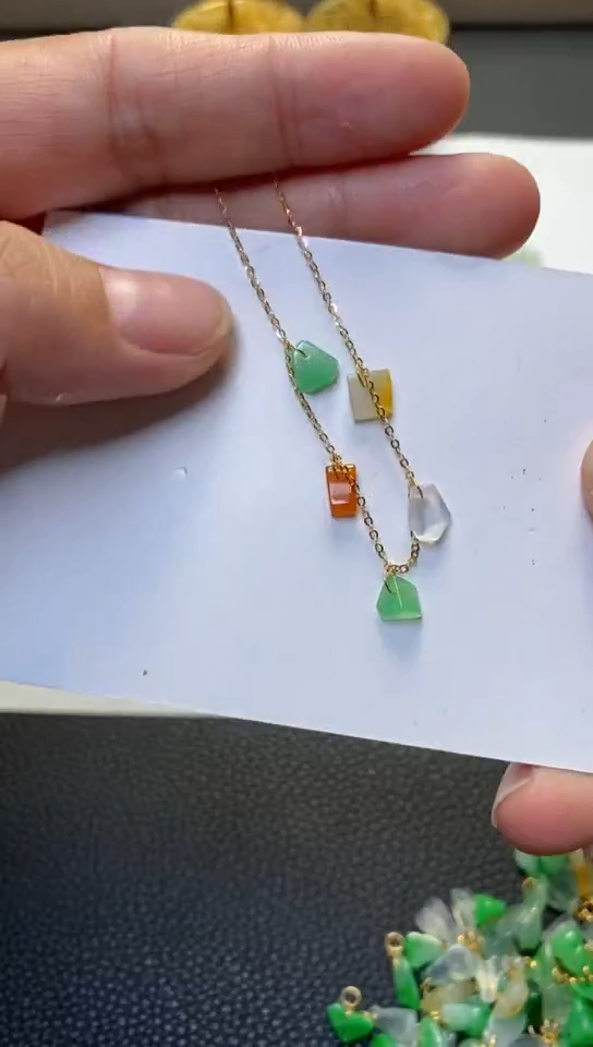 翡翠未镶嵌吊坠(不含链)手链32297