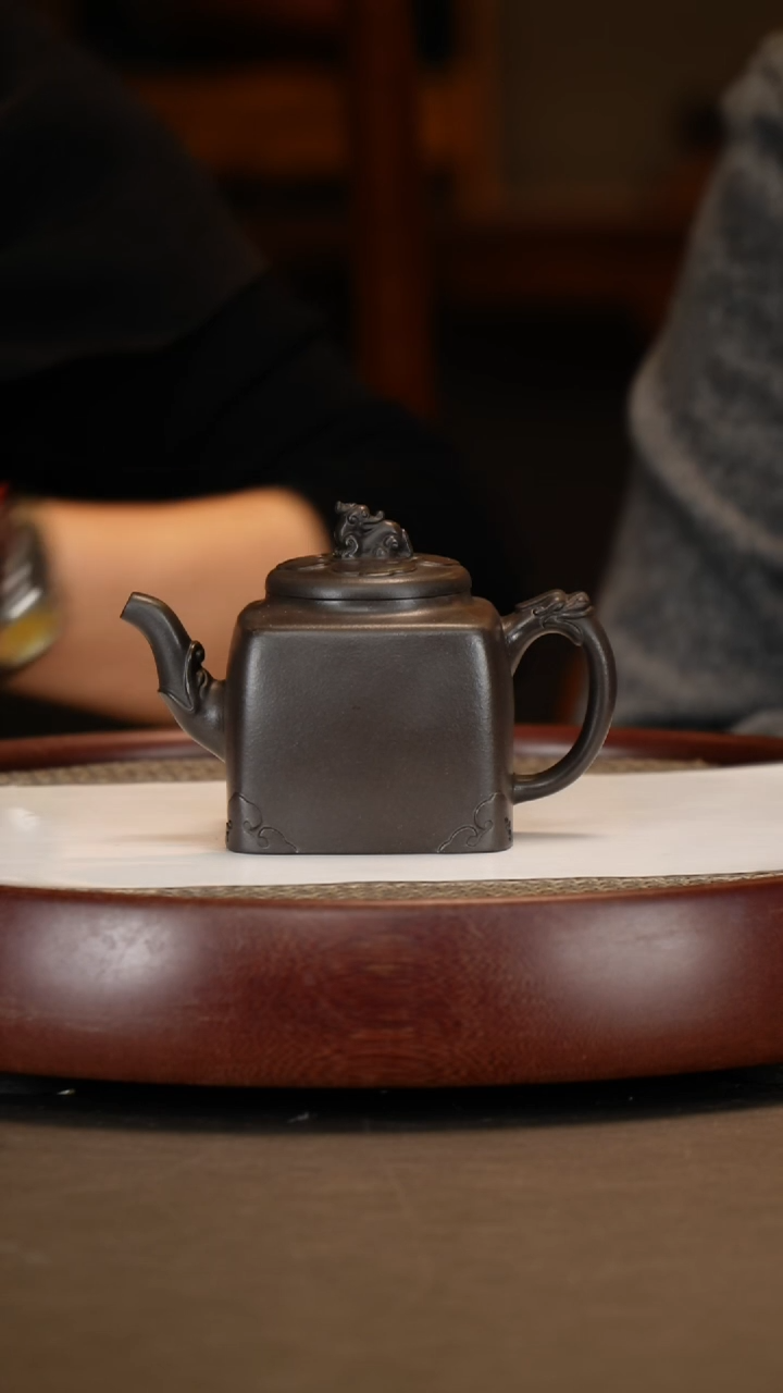 【闪购商品】紫砂茶壶【薛锋】高黑泥四方