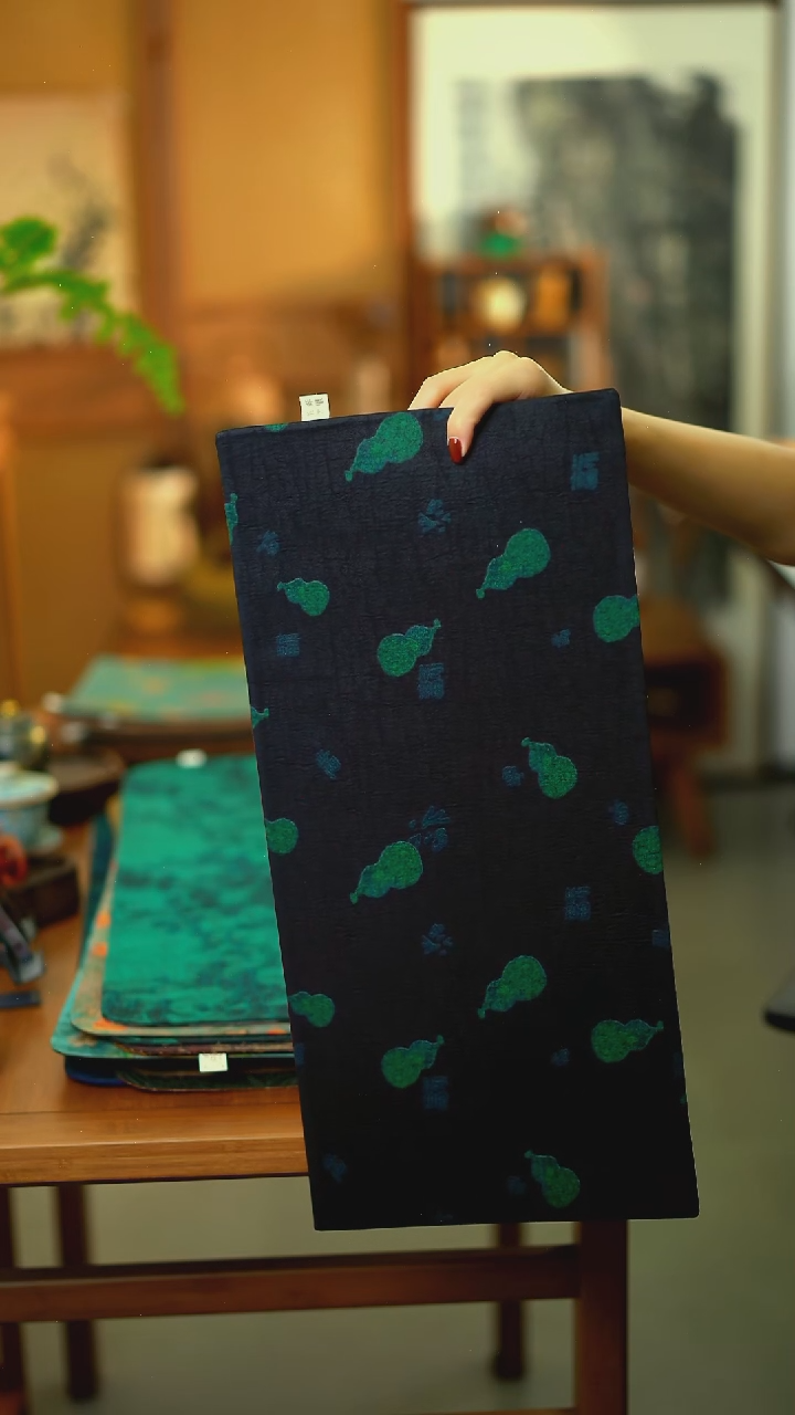 兔****?小片绿葫芦 