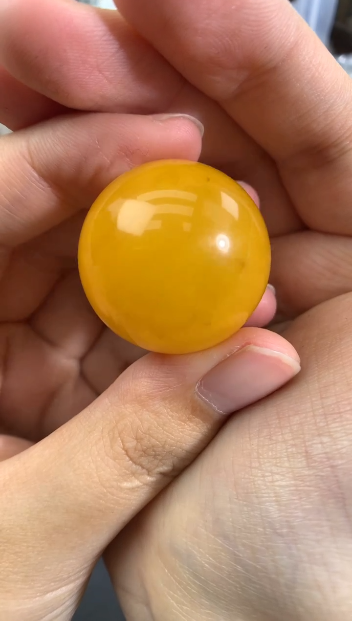 琥珀未镶嵌珠宝奇石1