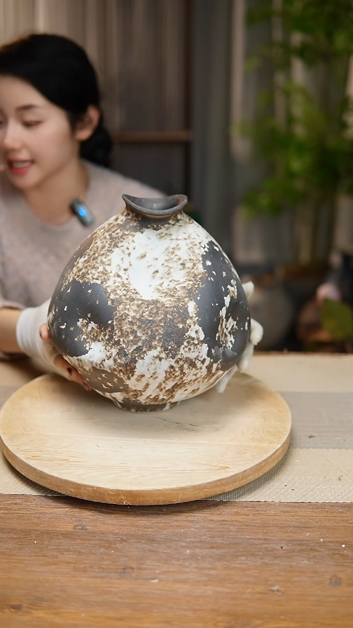 【闪购商品】陶瓷 花器诧寂黑大肚