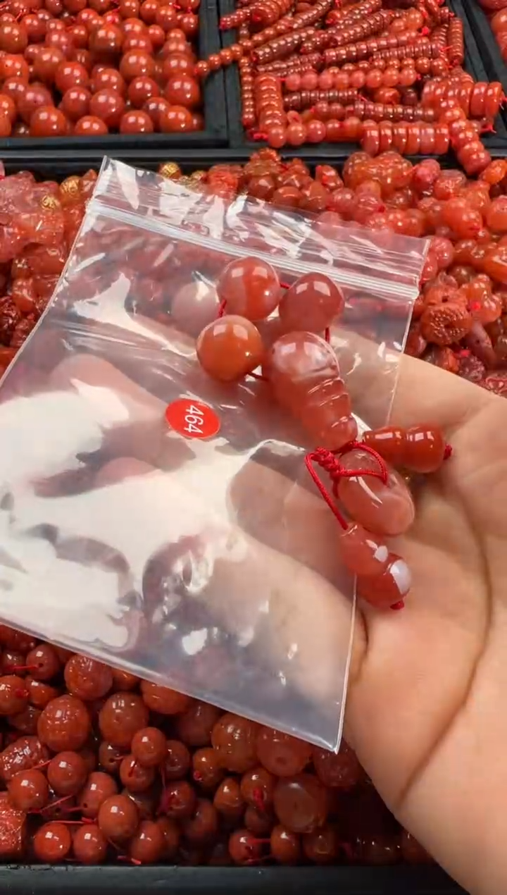 【闪购商品】南红玛瑙颈饰未镶嵌1