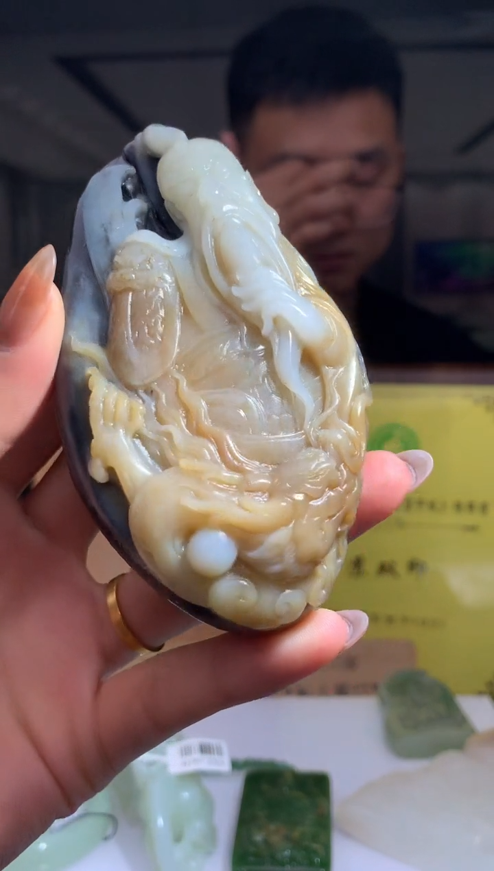 【闪购商品】定制和田玉Boss阳天然和田玉（拍一发一）