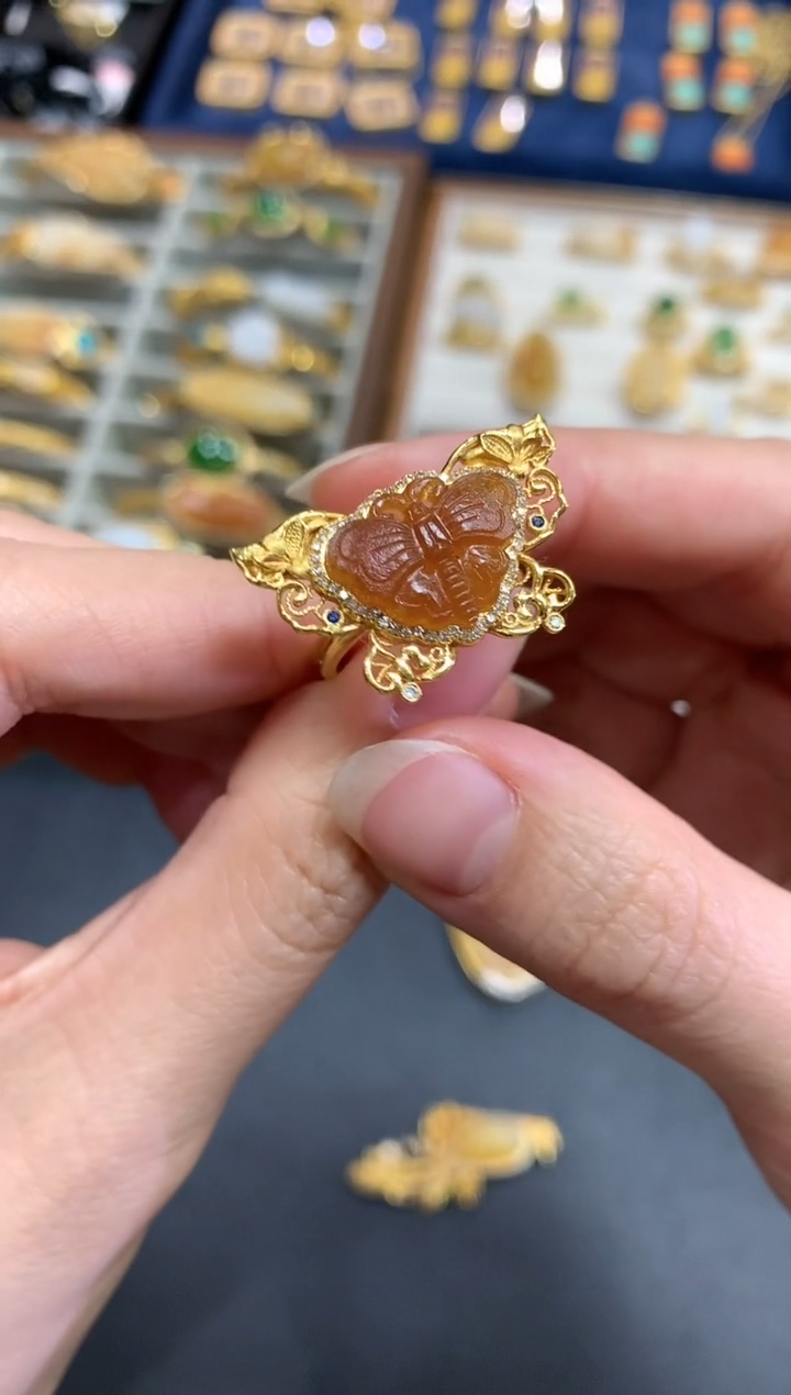 【闪购商品】和田玉戒指18K金镶嵌A740|11800