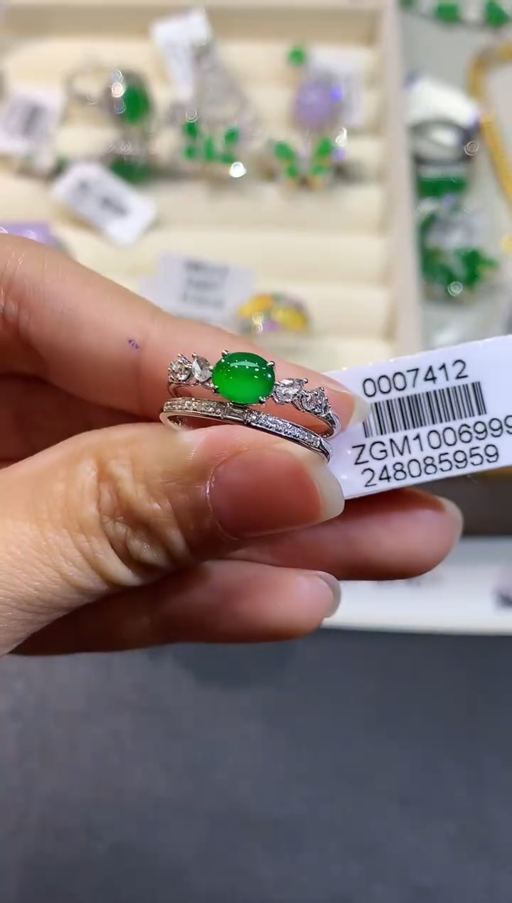 【闪购商品】翡翠戒指18K金镶嵌GM7412