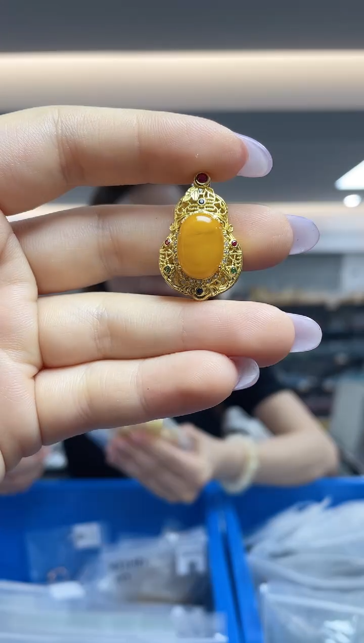 未镶嵌蜜蜡裸石（多样性发一件）