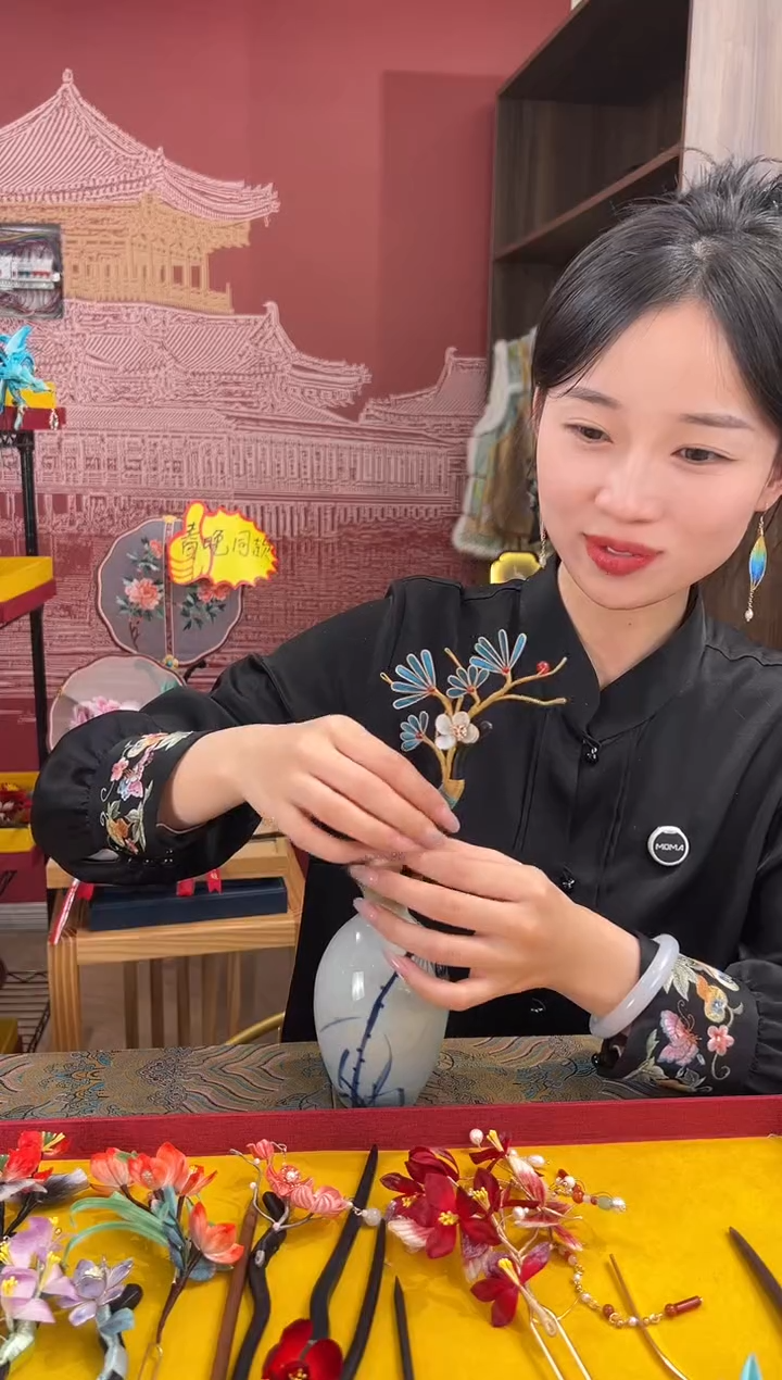 【闪购商品】刺绣非遗绒花（发饰）