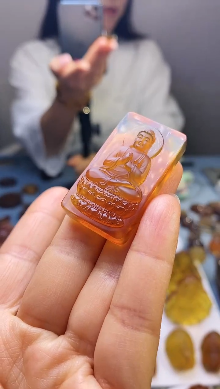 【闪购商品】琥珀吊坠(赠链)未镶嵌HP96-27（阿弥托佛）