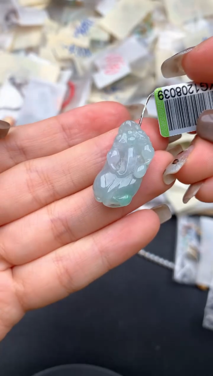 未镶嵌挂件翡翠一