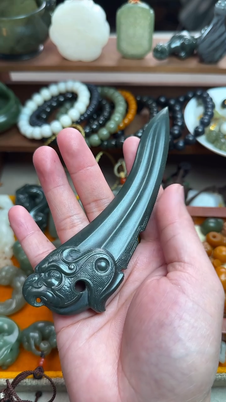 【闪购商品】和田玉吊坠(不含链)未镶嵌老鹰苏工