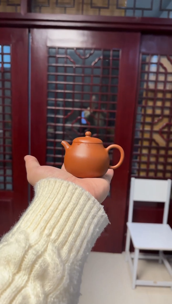 【闪购商品】紫砂茶壶老朱泥梨形110毫升