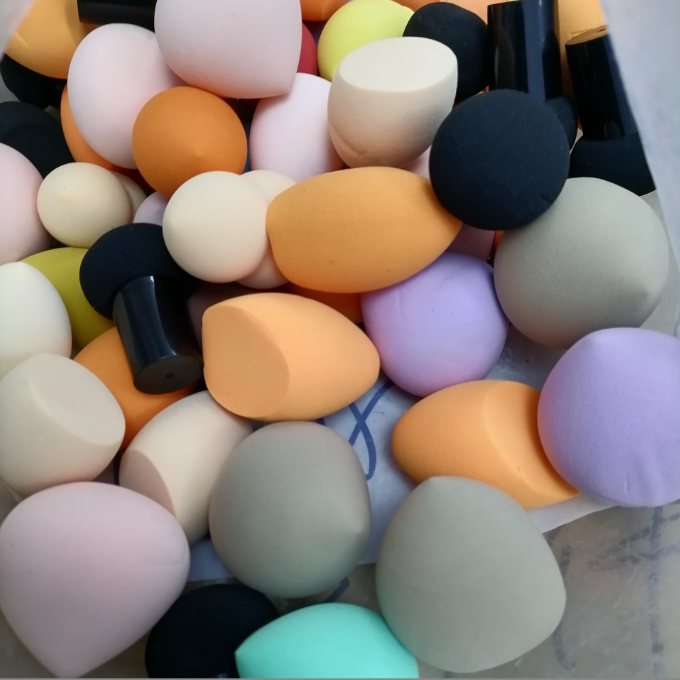 4号超软不吃粉干湿两用美妆蛋便携盒装