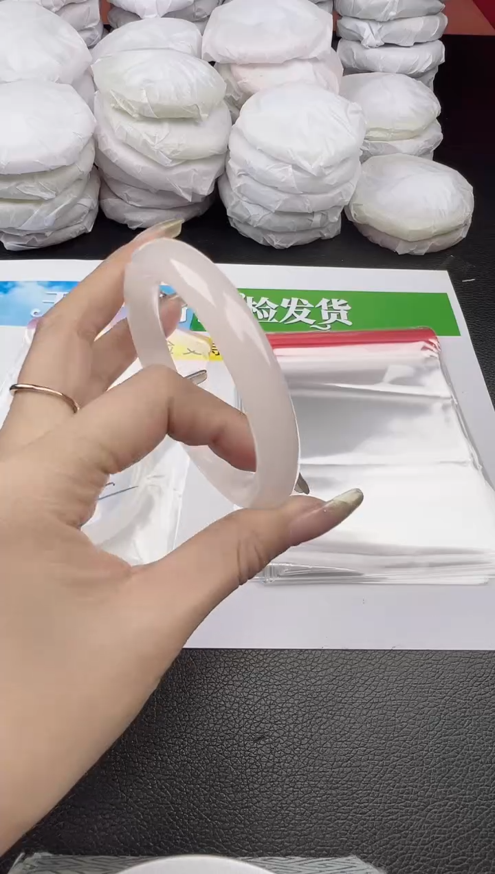 未镶嵌手镯石英质玉圈口 57 58