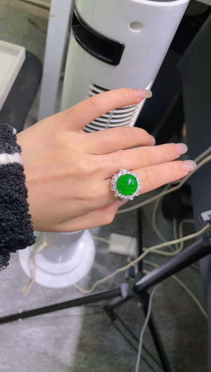 【闪购商品】翡翠吊坠(不含链)银S925镶嵌A95