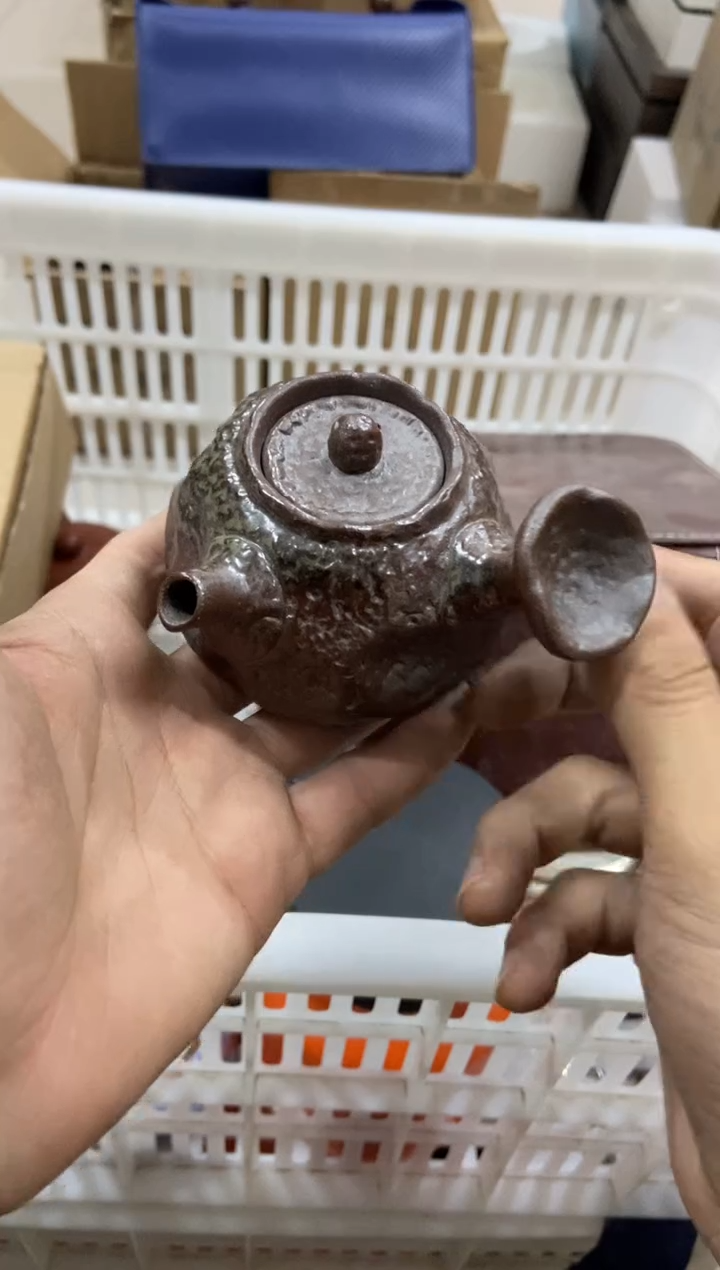 无运费险有瑕疵的摄影的产品有使用过的痕迹有点脏介意勿拍