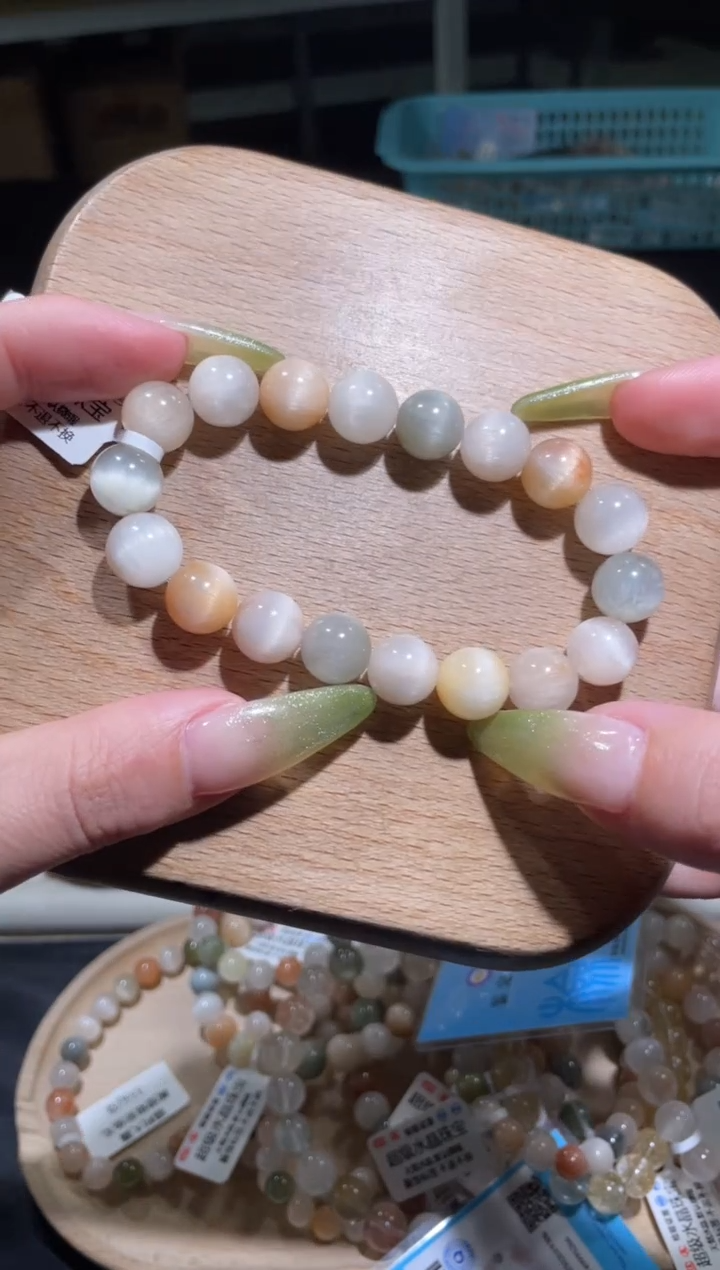 【闪购商品】水晶手链未镶嵌154号多样性发货一P  11+