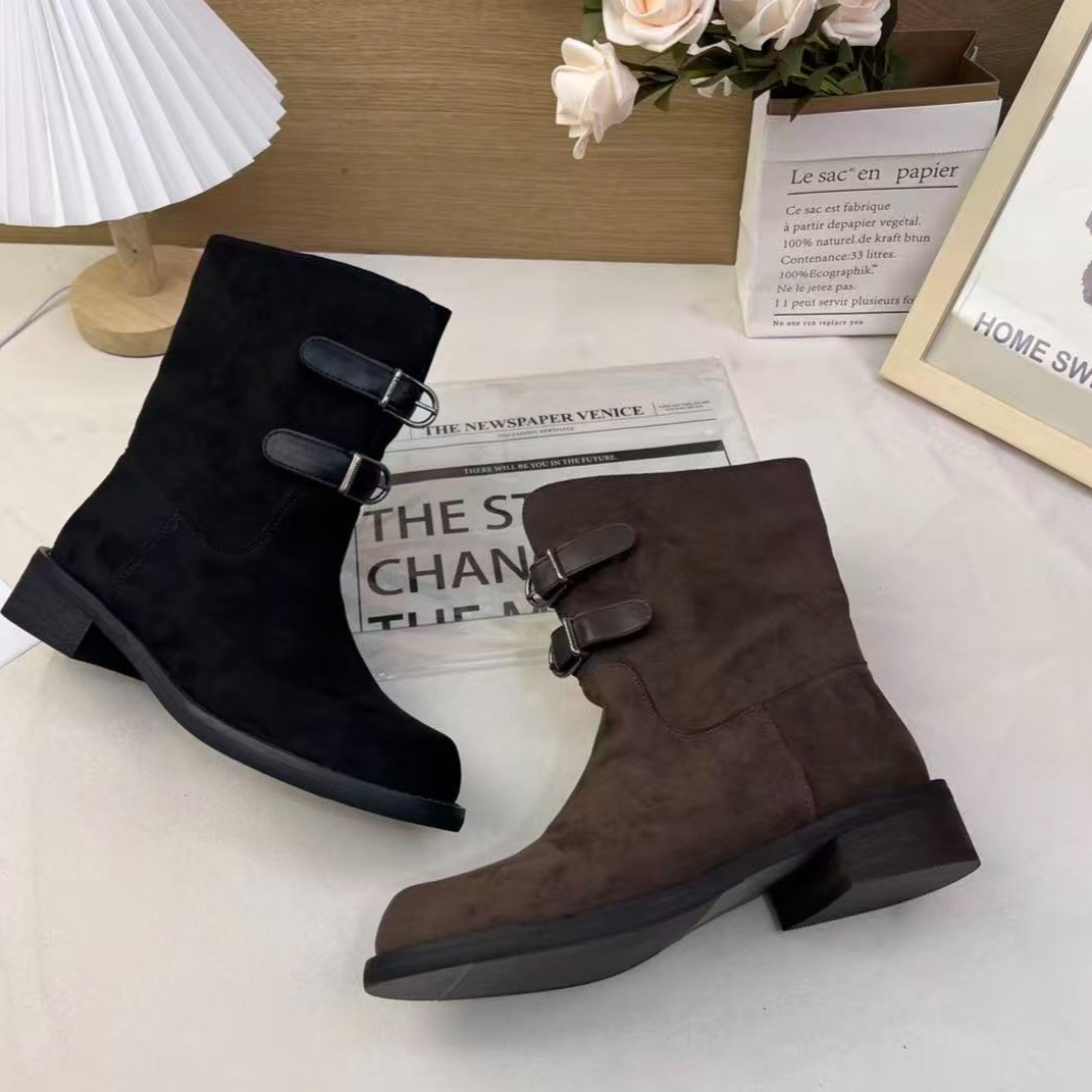 1-193  时装靴筒靴复古短靴百搭方头粗跟