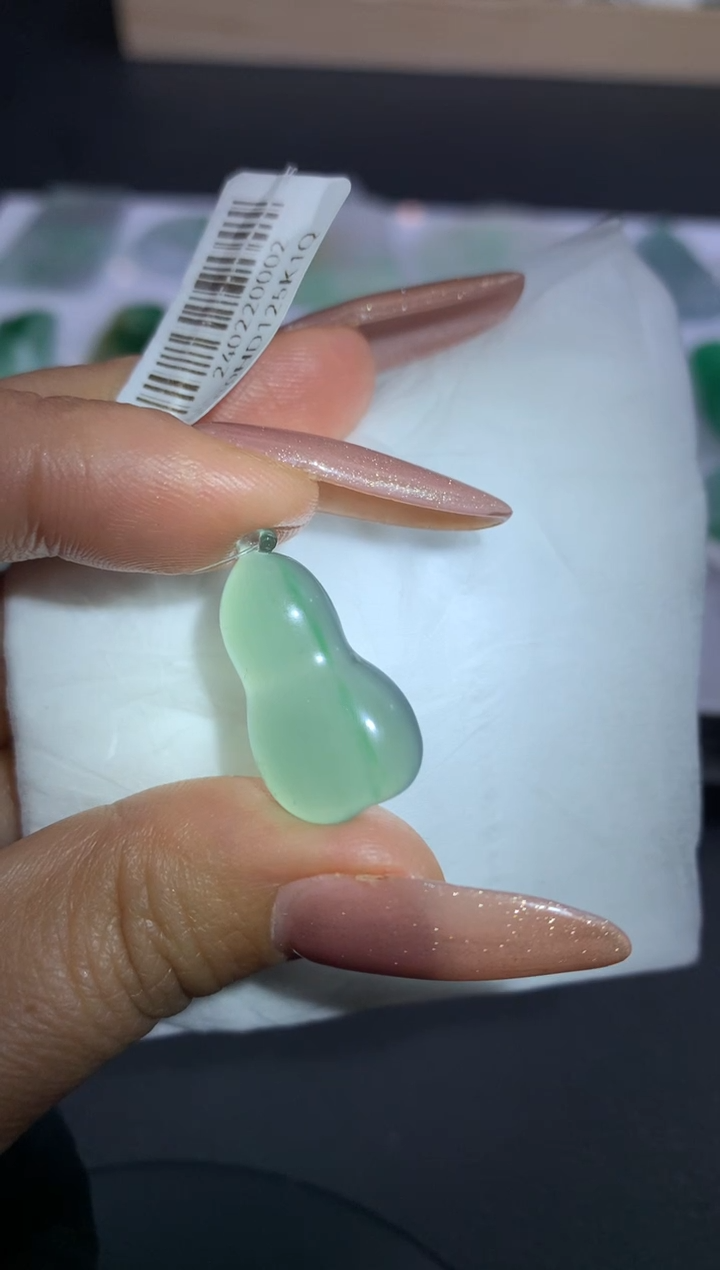 【闪购商品】定制翡翠未镶嵌翡翠