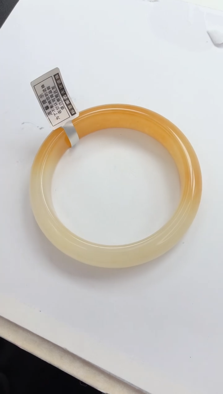 石英质玉手镯未镶嵌103/65.1