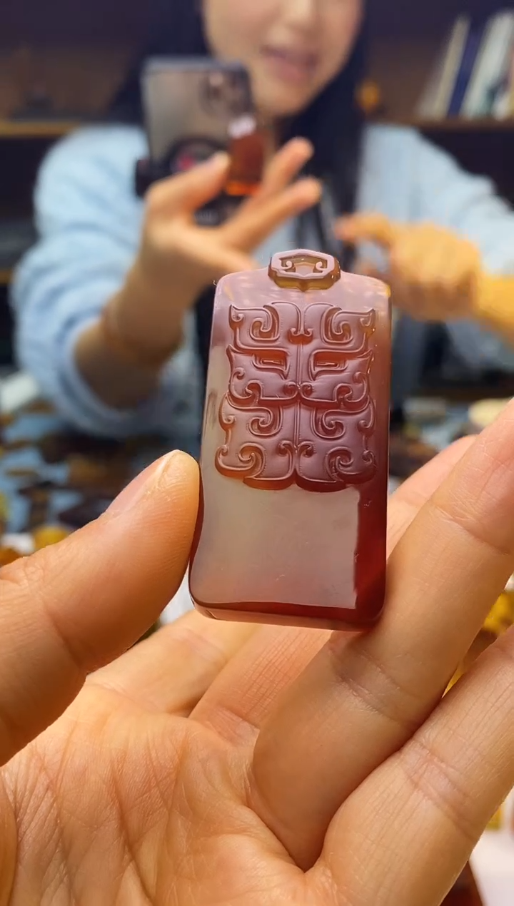 琥珀颈饰未镶嵌k****nSN89-111（左右逢源）