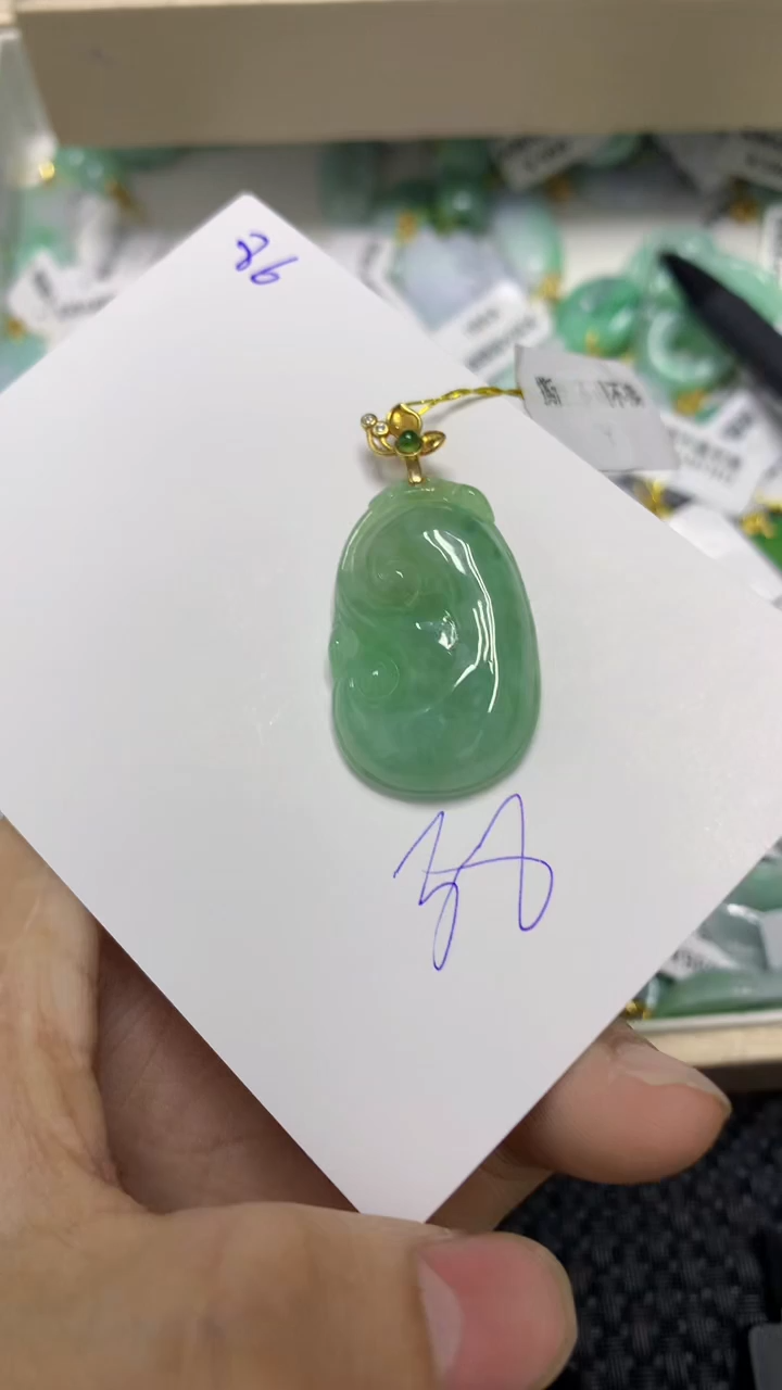 颈饰未镶嵌翡翠缅甸A货翡翠