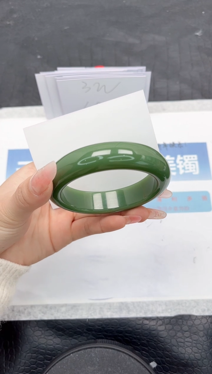 【闪购商品】石英质玉手镯未镶嵌Y229-60