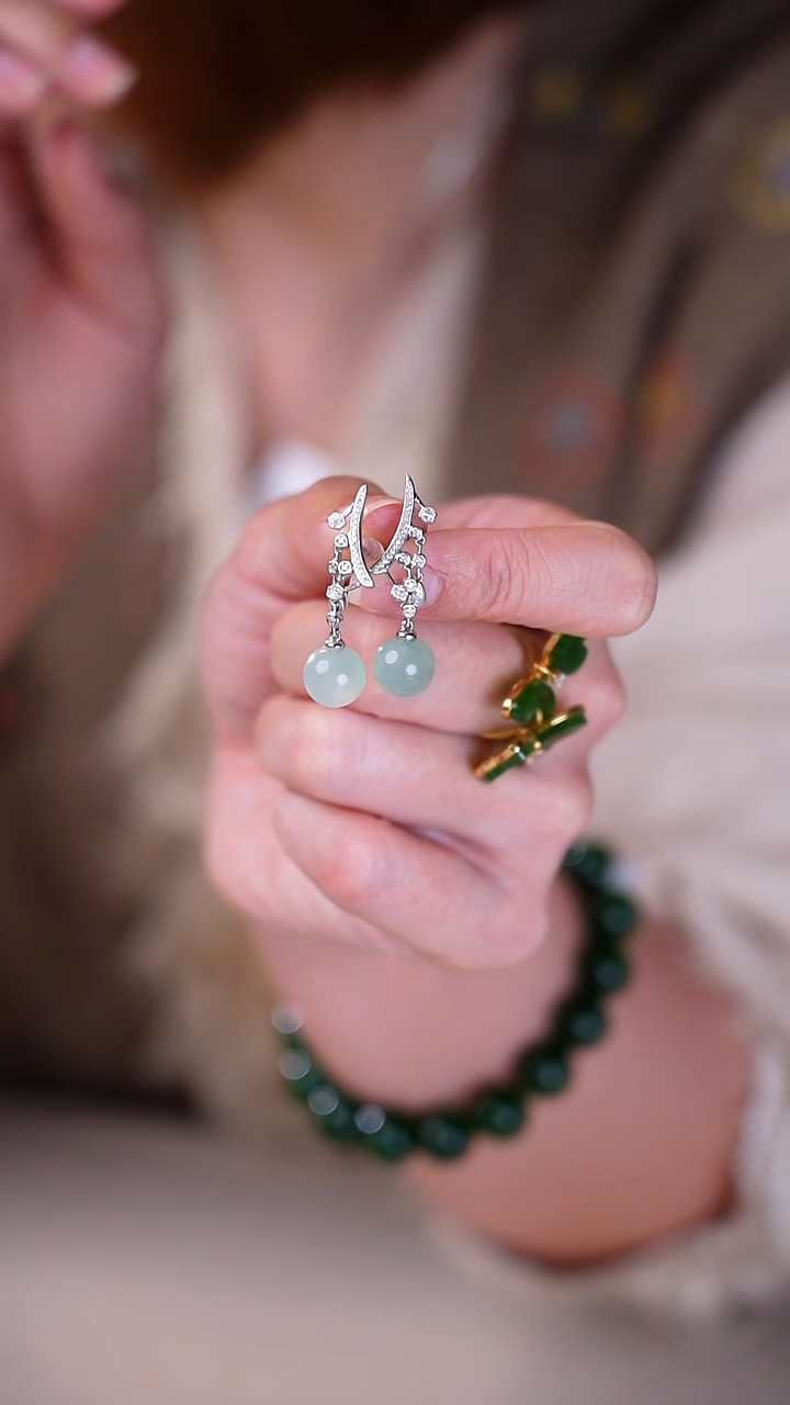 18K金镶嵌翡翠耳饰【小涵专属】