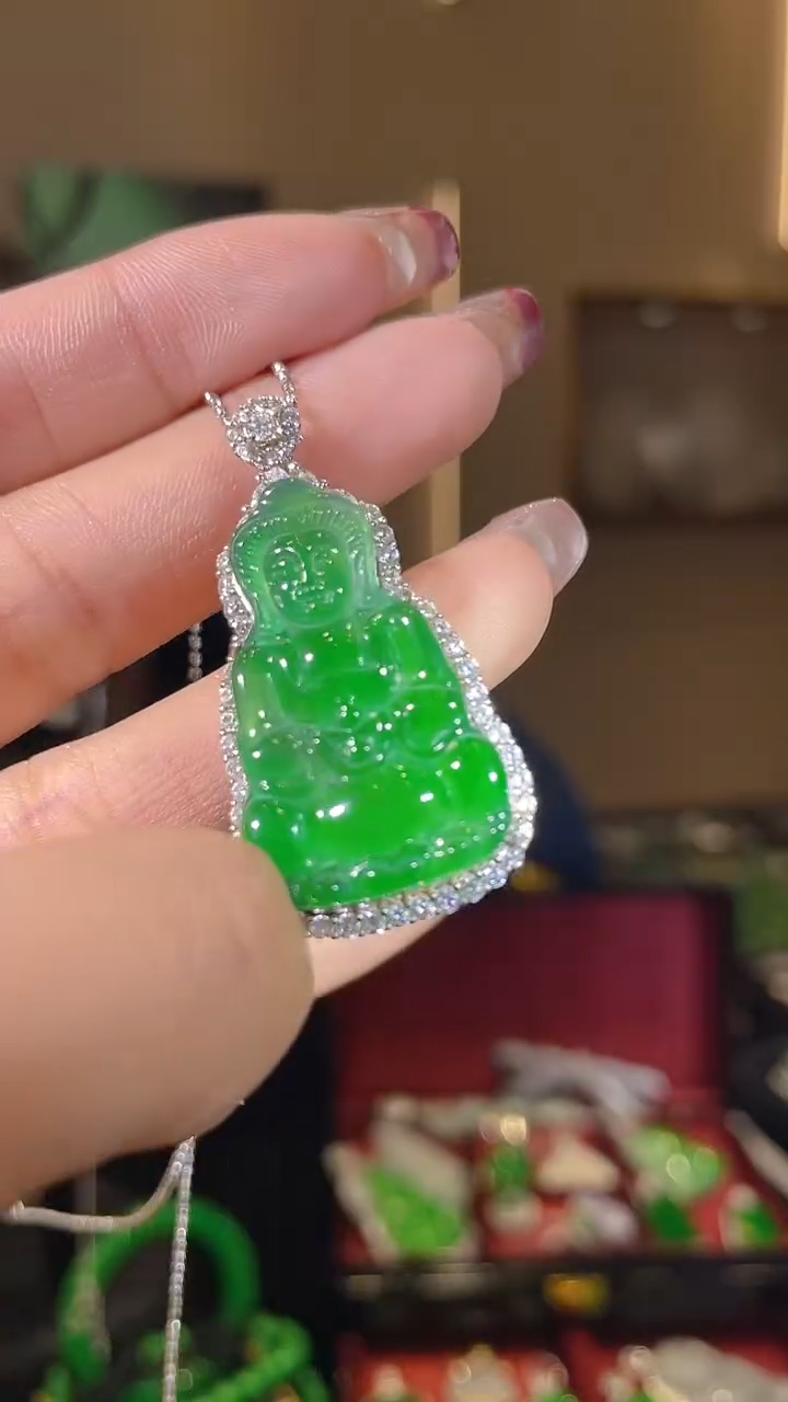 【闪购商品】翡翠吊坠(不含链)银S925镶嵌天然翡翠A货