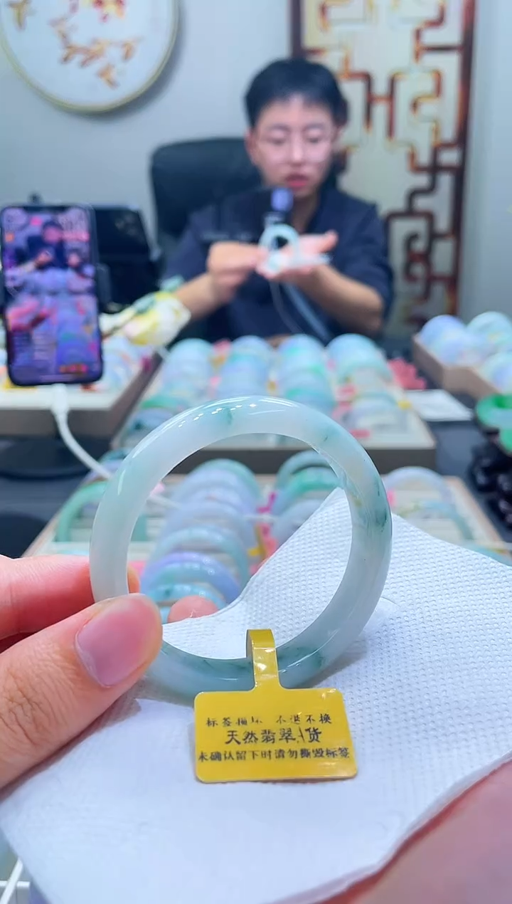 未镶嵌手镯翡翠219-53