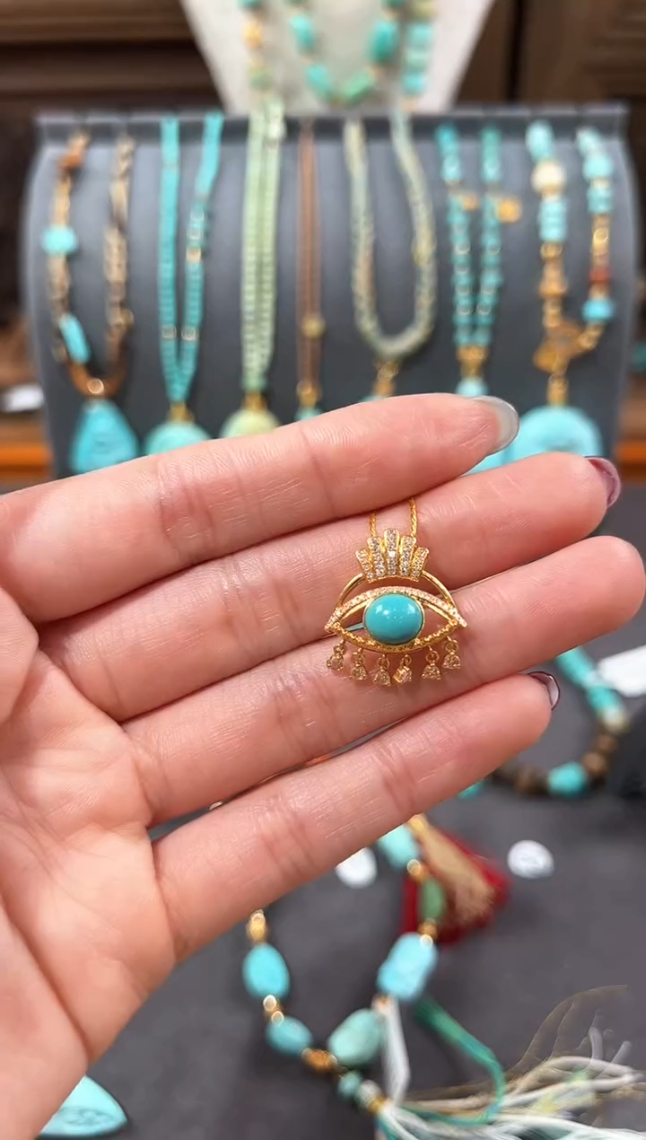 【闪购商品】绿松石颈饰18K金镶嵌绿松石吊坠