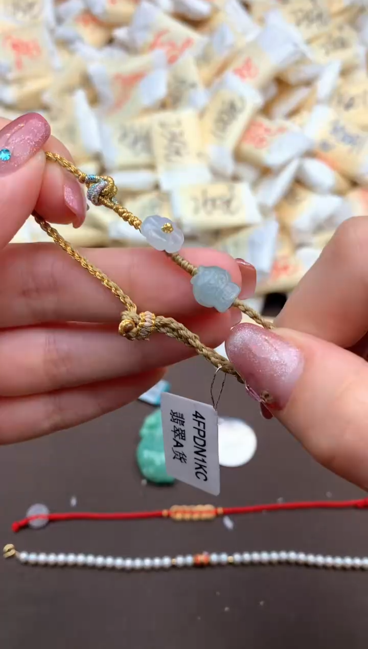 【闪购商品】翡翠手绳未镶嵌一