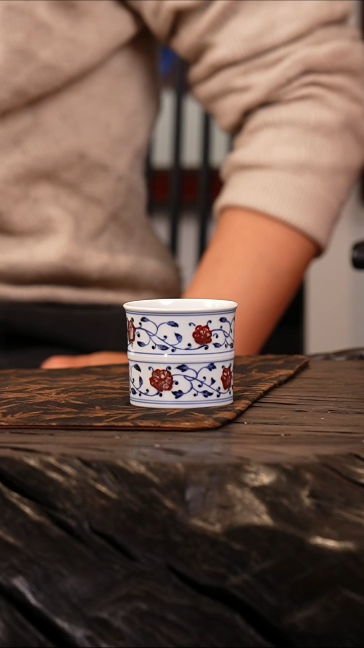 瓷瓷姑娘玥宝斋青花釉里红竹节杯