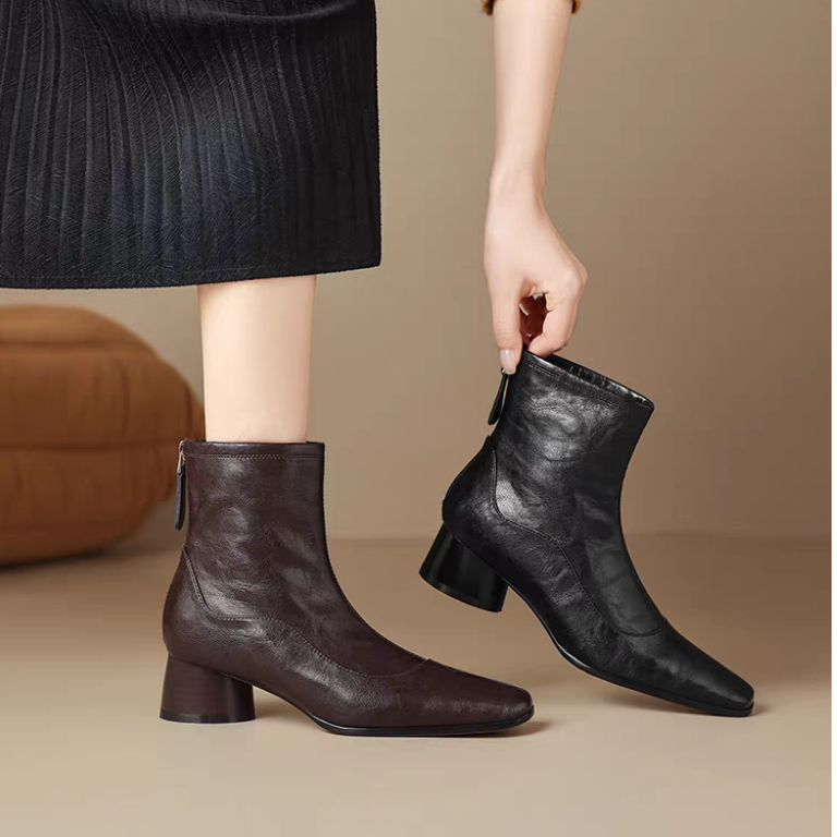 25年冬季新款羊皮短靴女小方头英伦风马丁靴中筒粗跟简约百搭