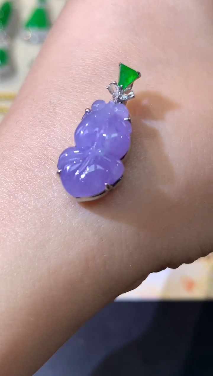 吊坠(不含链)18K金镶嵌翡翠W07|16800