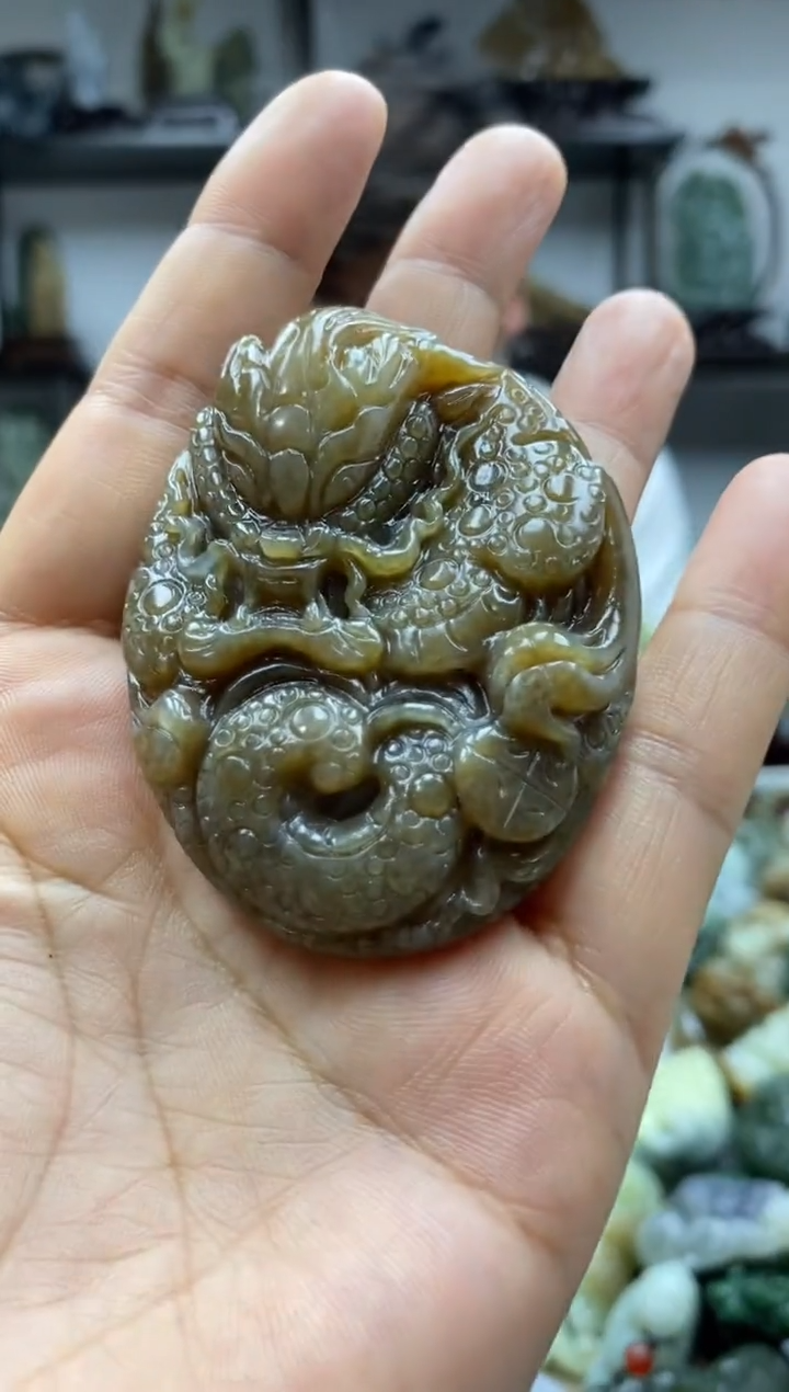 和田玉未镶嵌把件1
