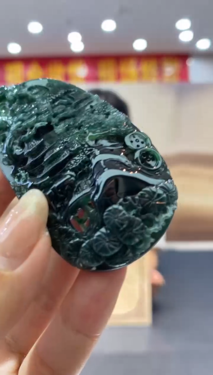 【闪购商品】翡翠未镶嵌颈饰********1521