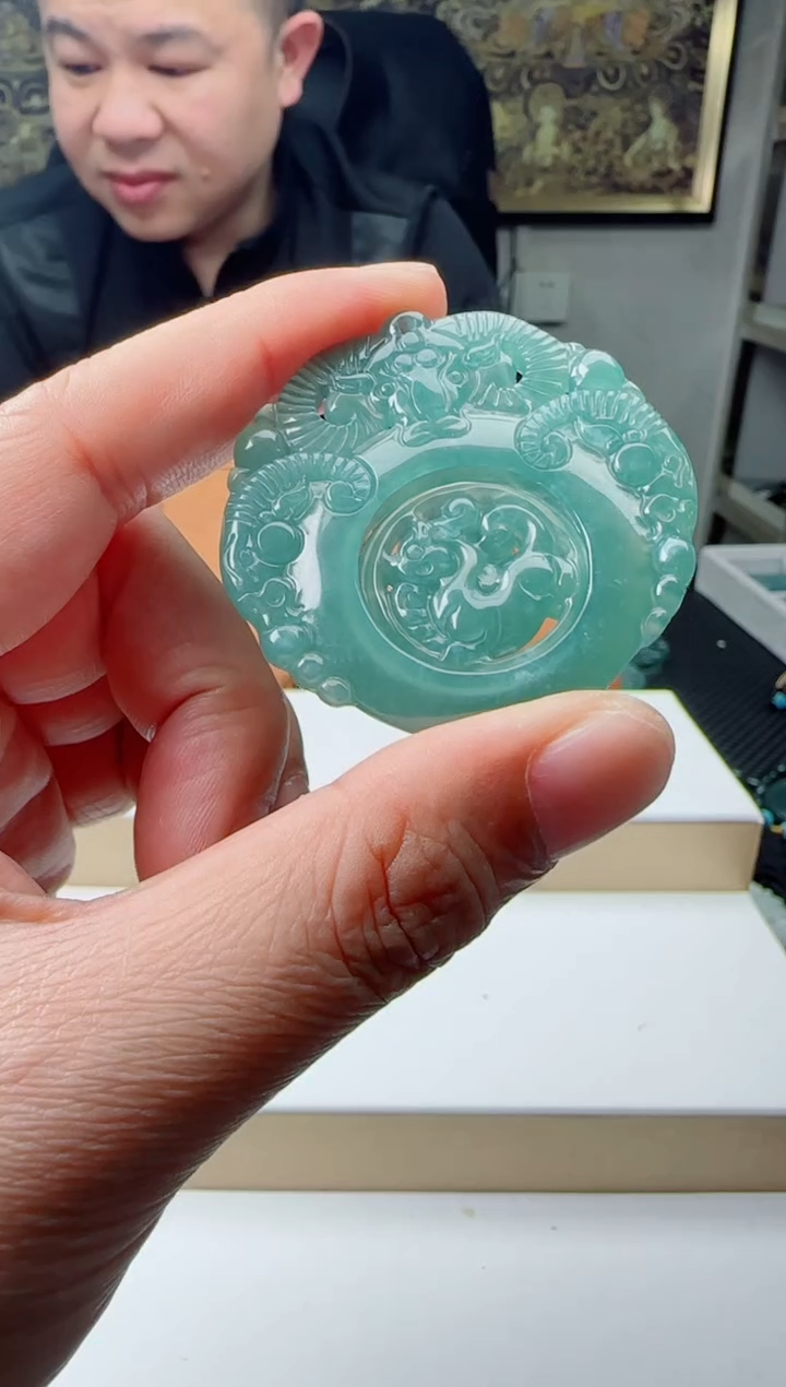 【闪购商品】翡翠颈饰未镶嵌多样性发货一件发货三阳开泰