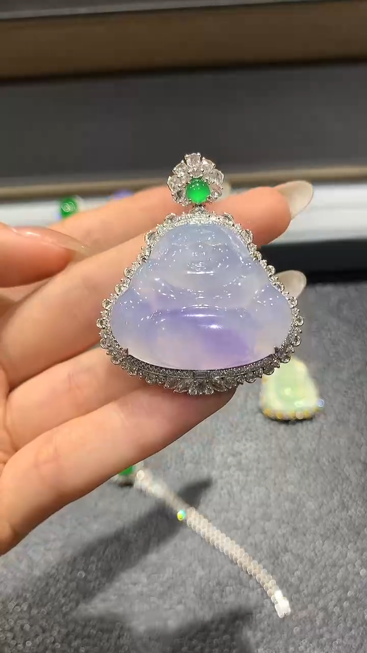 【闪购商品】翡翠吊坠(不含链)18K金镶嵌91团购