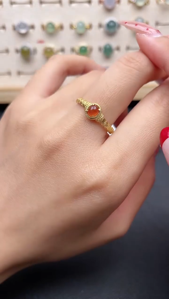 【闪购商品】翡翠戒指银S925镶嵌一物一证一礼盒