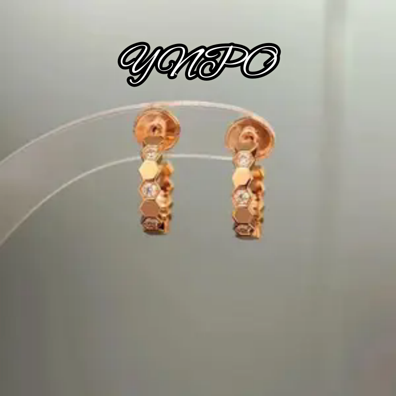 简约 经典 蜂巢耳钉