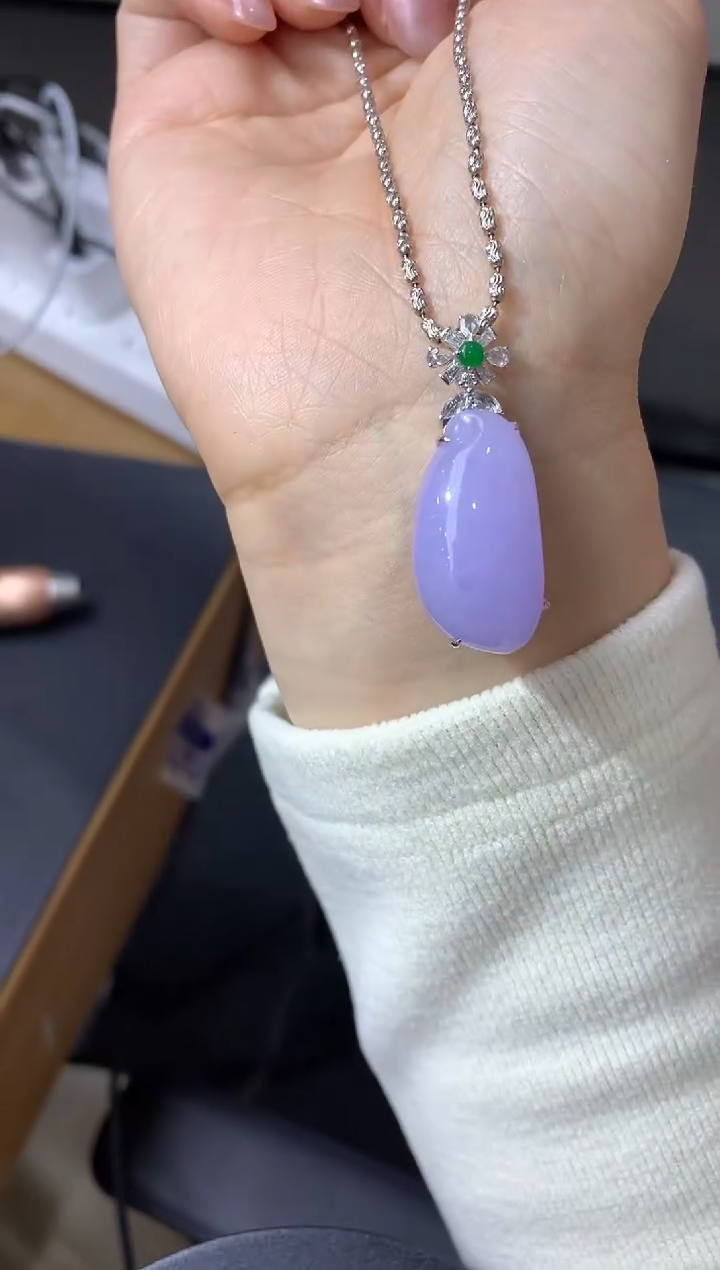 【闪购商品】翡翠吊坠(不含链)18K金镶嵌657-中国好珍宝