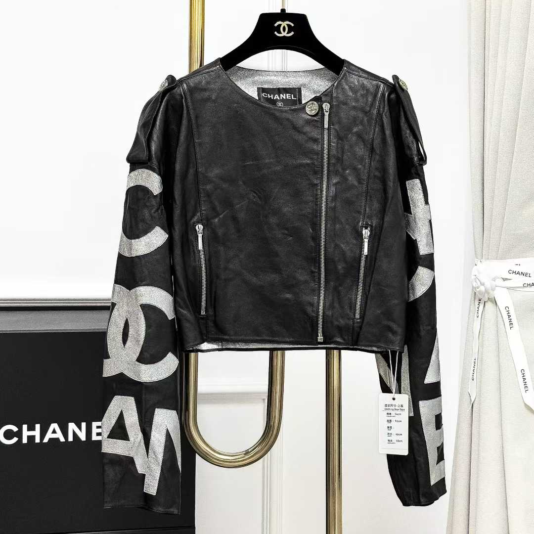 99新 Chanel/香奈儿 38码21S春夏爆款黑色拼银色字母双C皮衣外套 