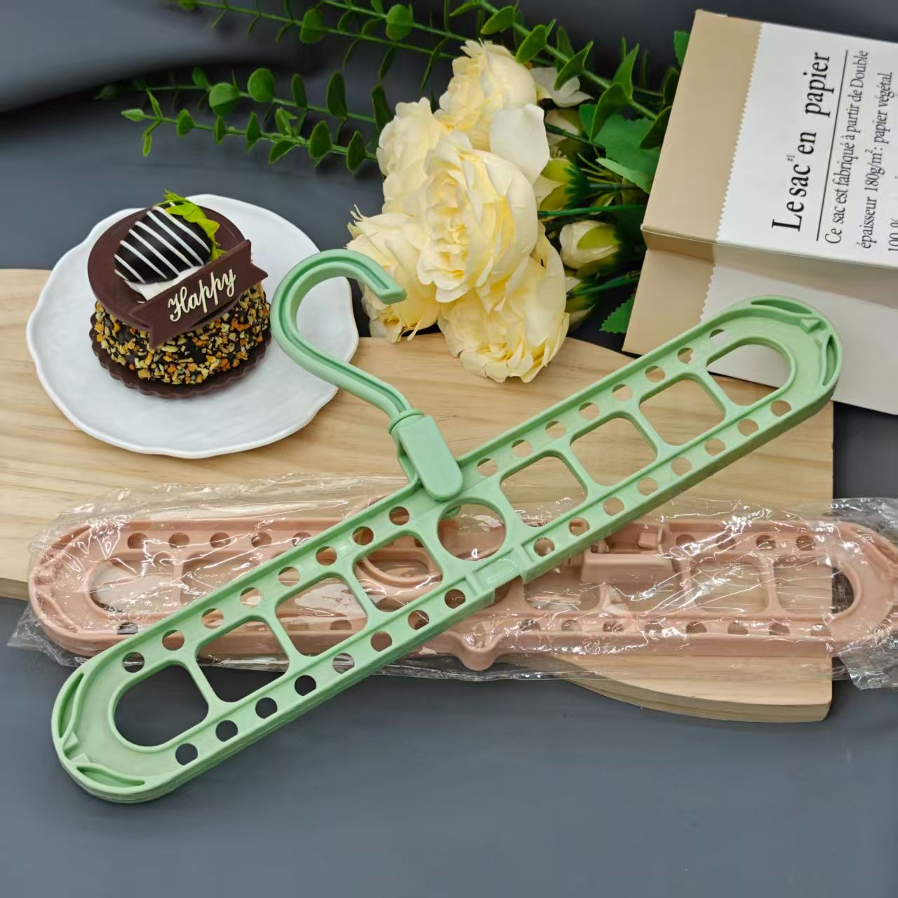 9孔可折叠衣架5个【颜色不挑】【汤姆福利专场】