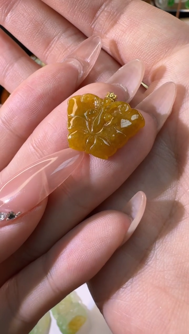 【闪购商品】翡翠耳饰18K金镶嵌缅甸翡翠A货吊坠