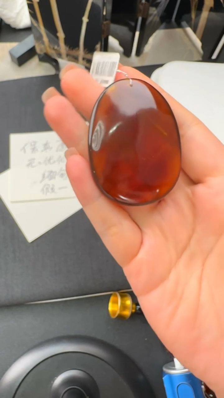 未镶嵌颈饰琥珀镜**月JJD0615026