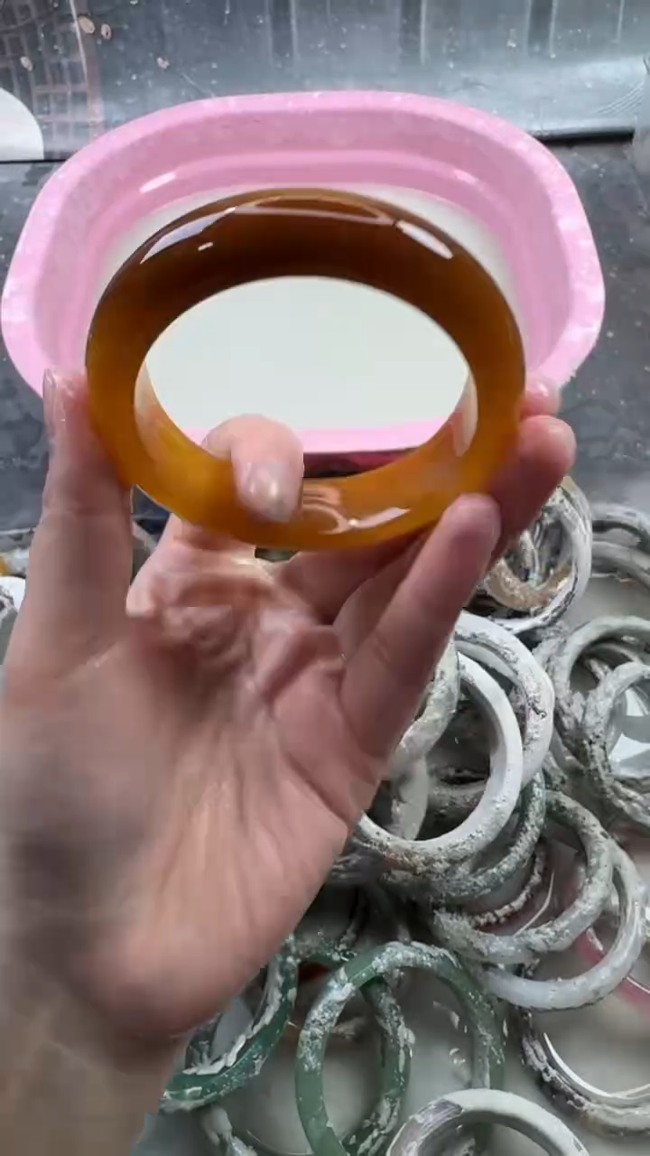 【闪购商品】石英质玉手镯未镶嵌61 6160