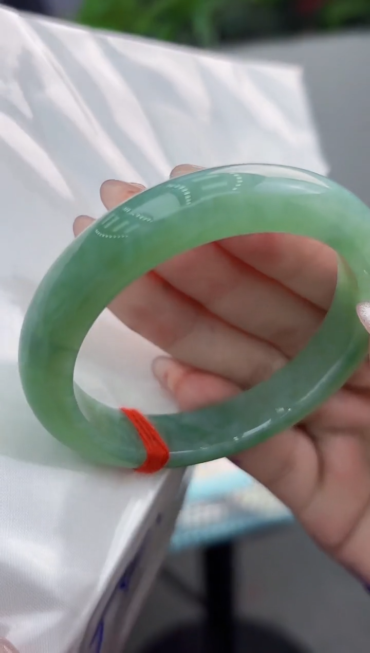 【闪购商品】翡翠手镯未镶嵌翡翠手镯