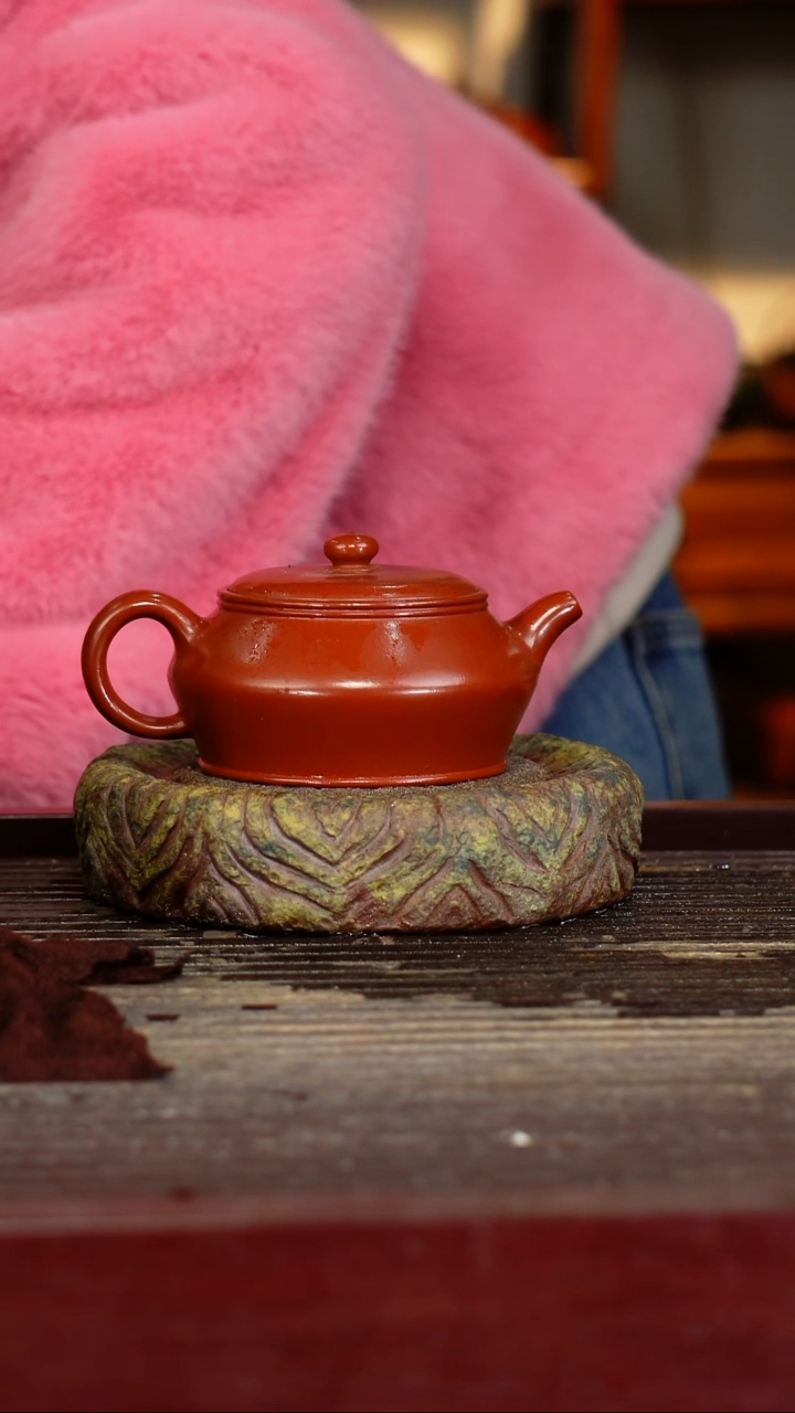 宜兴原矿紫砂壶茶壶宜兴原矿紫砂壶茶壶180C